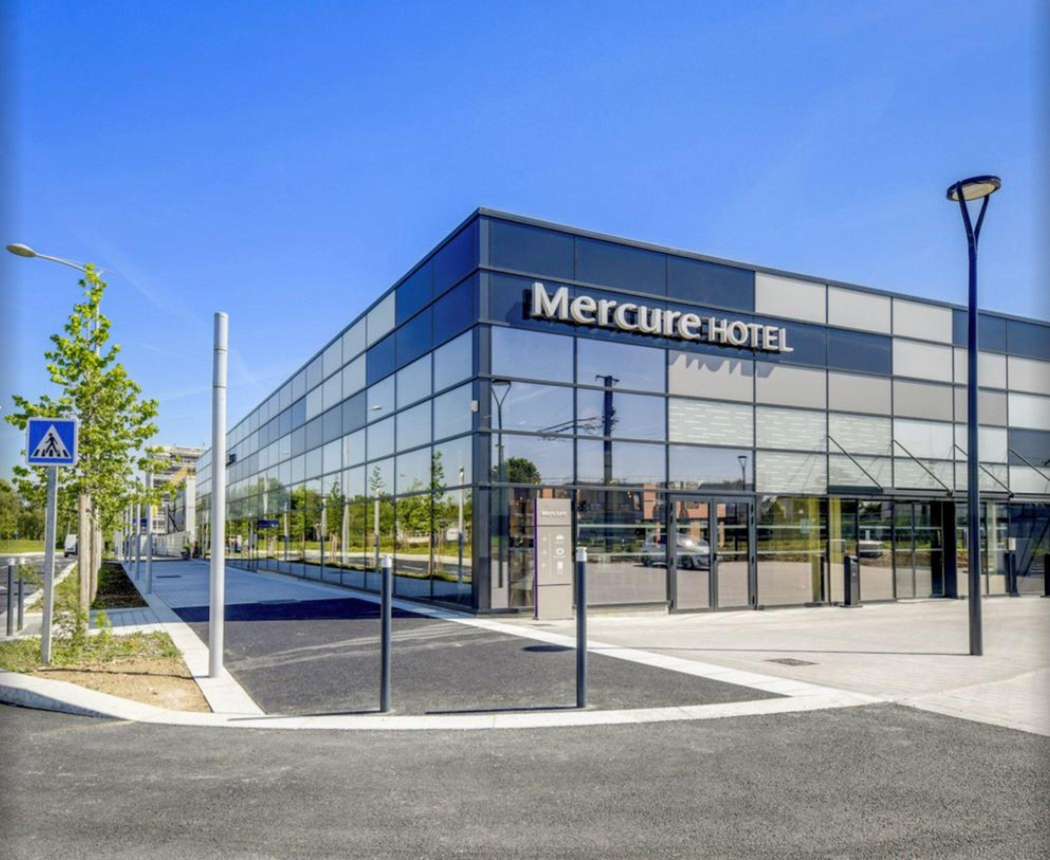 Mercure Paris Orly Airport Exterior photo
